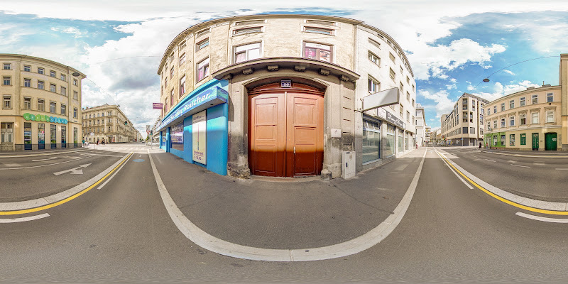 360° Ansicht des Hauseingangs Landgutgasse 26 in Wien Favoriten, Aysu Beauty