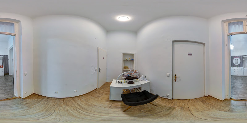 360° Diele zwischen Empfang und Behandlungsräumen im Aysu Beauty Salon
